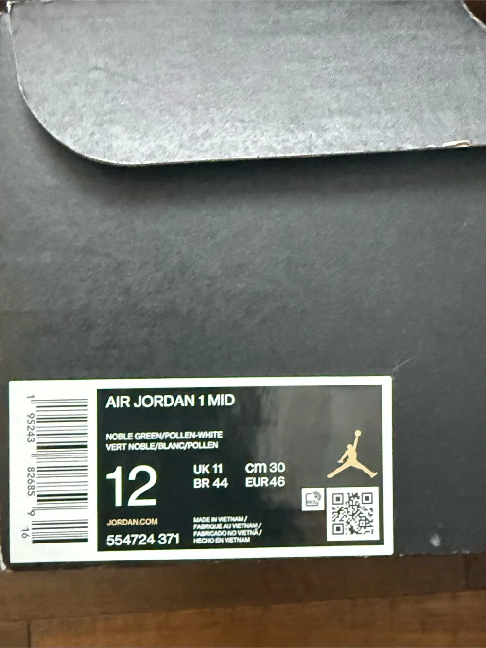 Jordan mid top